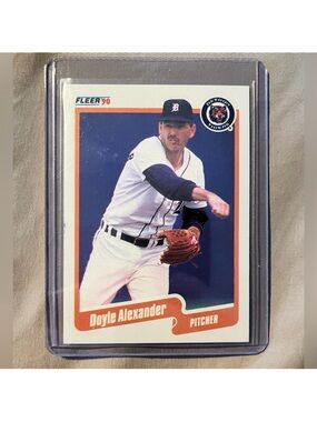 Detroit Tigers Vintage 1990 Doyle Alexander Fleer #599 MLB Baseball Trading Card